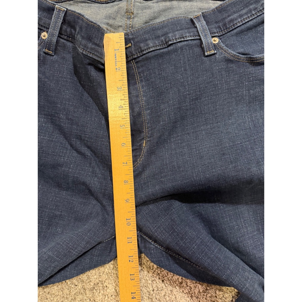Levis Jeans Women 22W Blue Classic Bootcut Dark Wash Stretch Denim - Picture 5 of 9